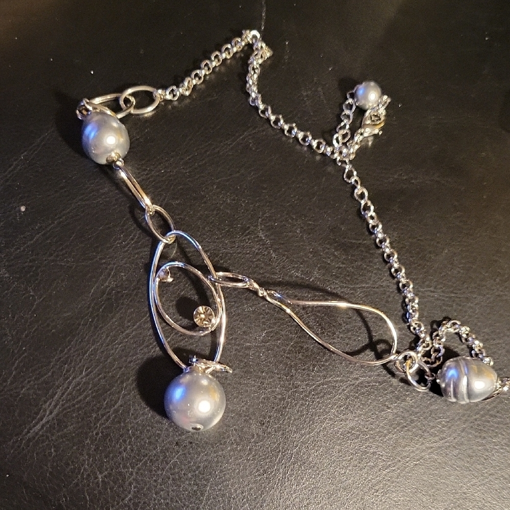 3/$25 Elegant Silver and Gray Necklace